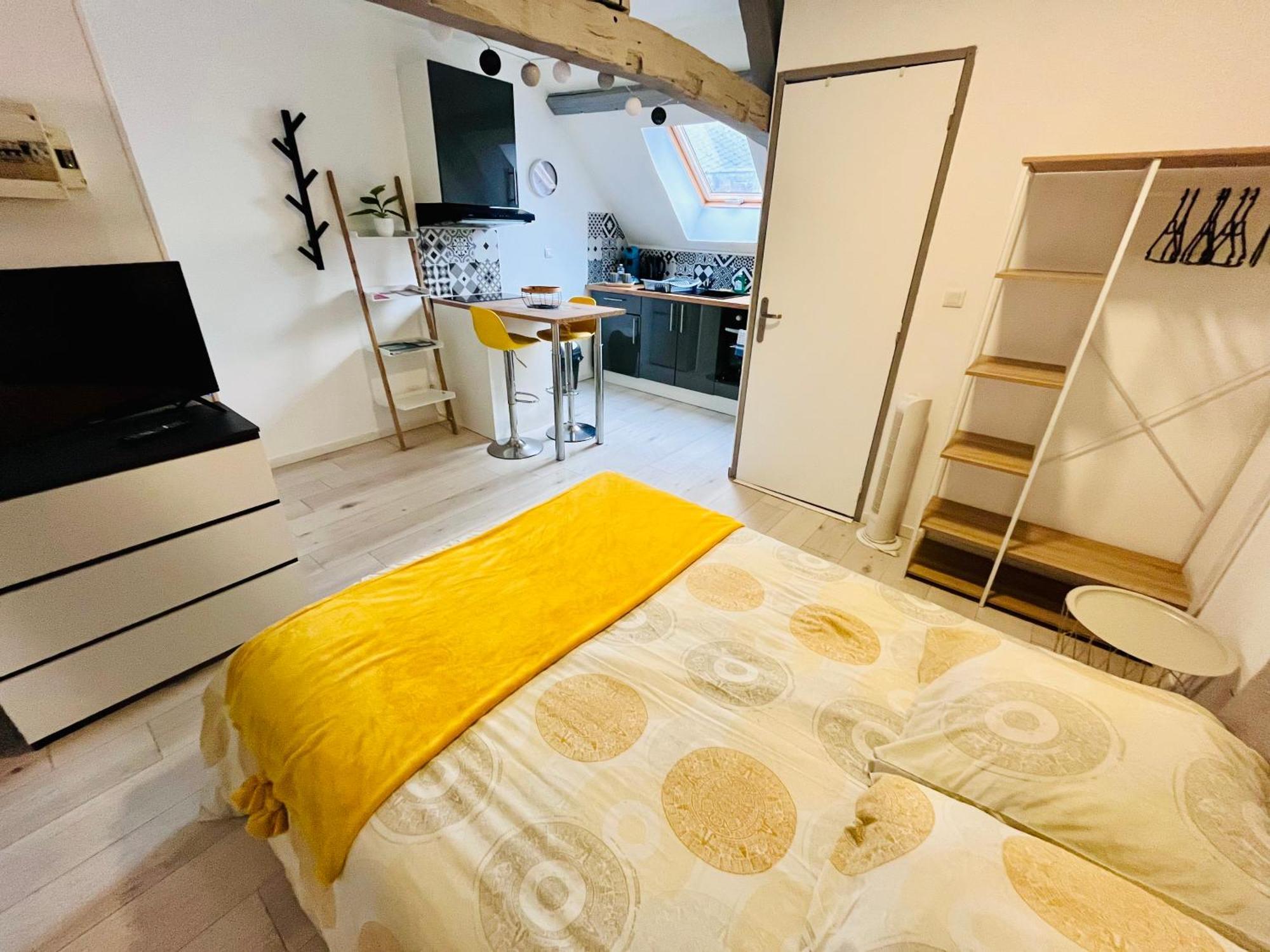 Apartamento Au petit Marcadé Abbeville Exterior foto